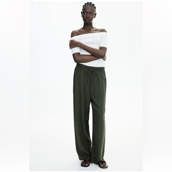 H&M Olive Green Wide-cut Pull On Pants - Picture 1 of 4